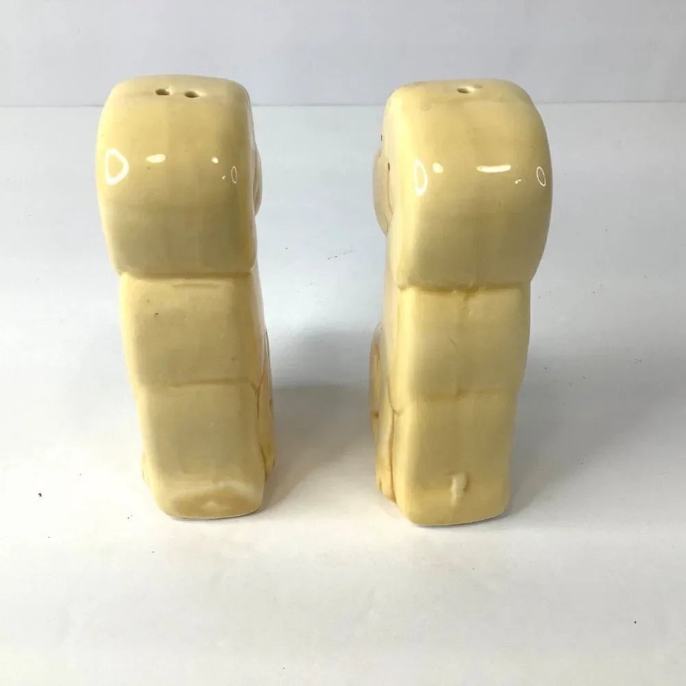 Dogs Salt and Pepper‎ Shaker Porcelain Beige Floppy Ears